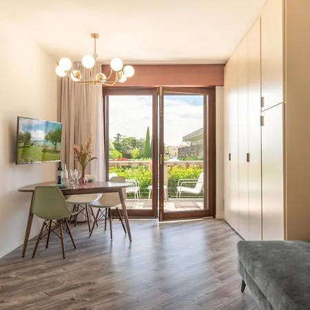 Apartament Vista - & Pool
