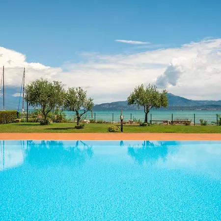 Vista - & Pool Daire Sirmione